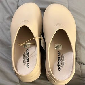 Adidas Size 10